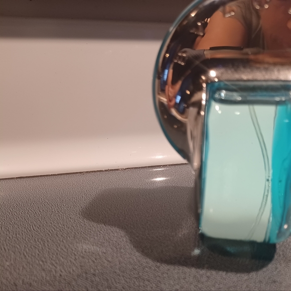 Because the perfume does not suit me well - Picture 3 of 3